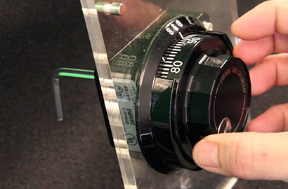 Ouverture de coffre-fort